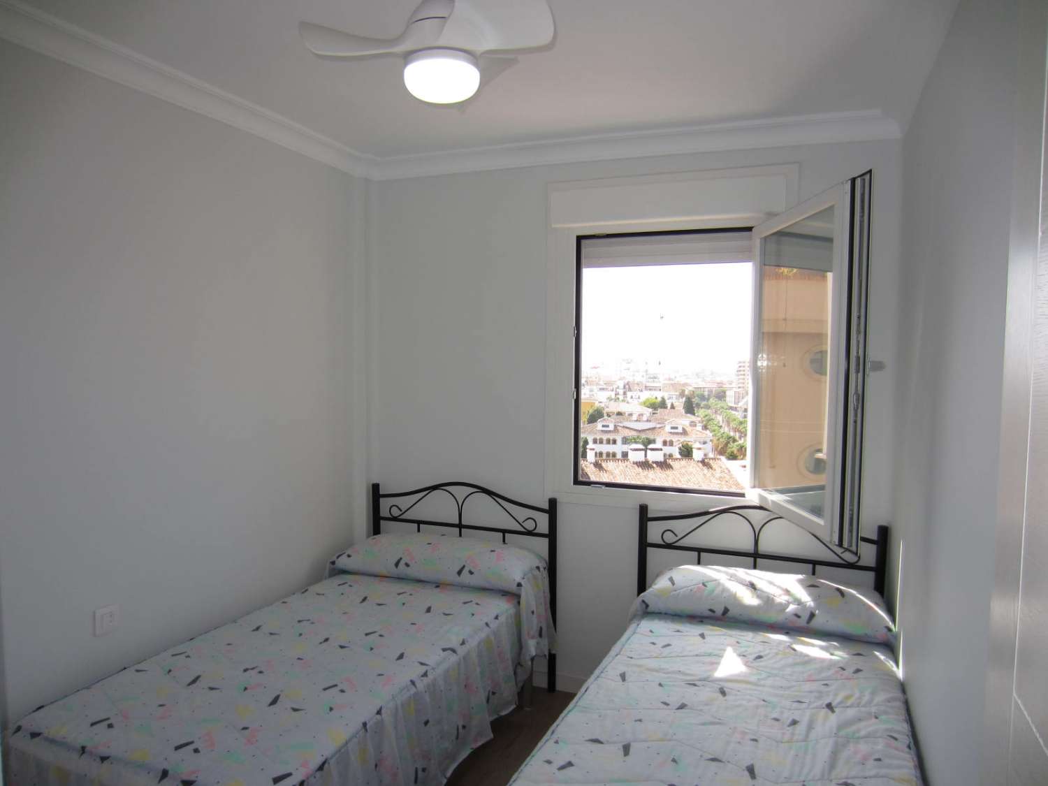 Flat for rent in Centro Ciudad (Fuengirola)