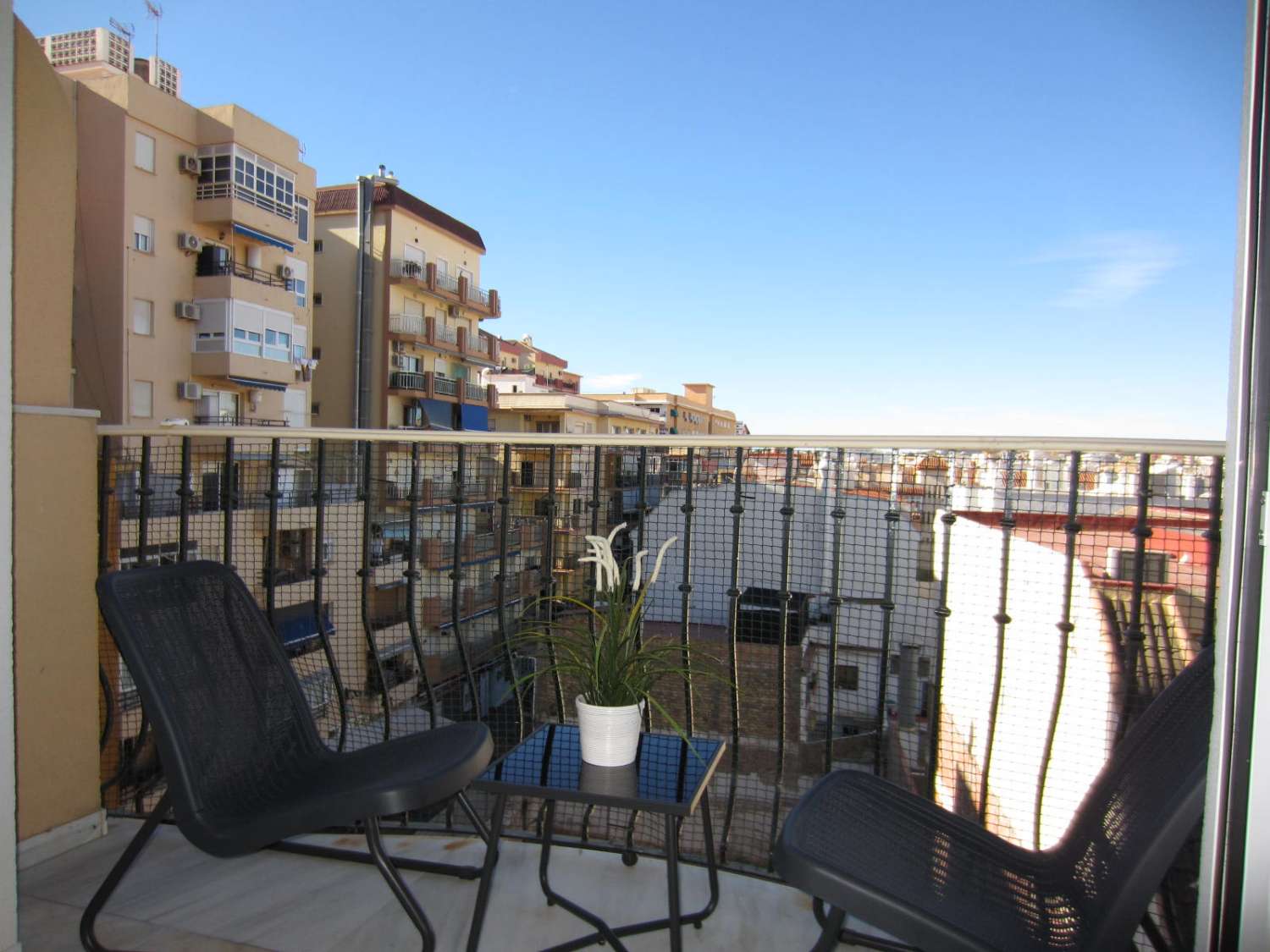 Apartamento en alquiler en Zona Puerto Deportivo (Fuengirola)